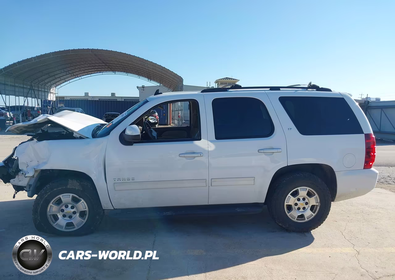 2011 Chevrolet Tahoe Lt VIN:1GNSCBE08BR380912 - 14