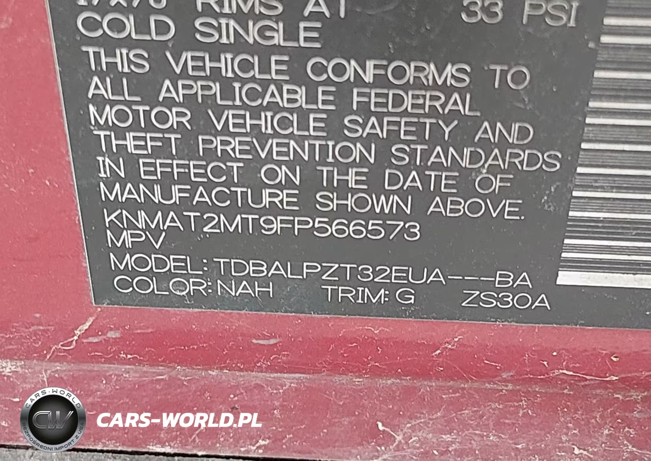 2015 Nissan Rogue S VIN:KNMAT2MT9FP566573 - 9