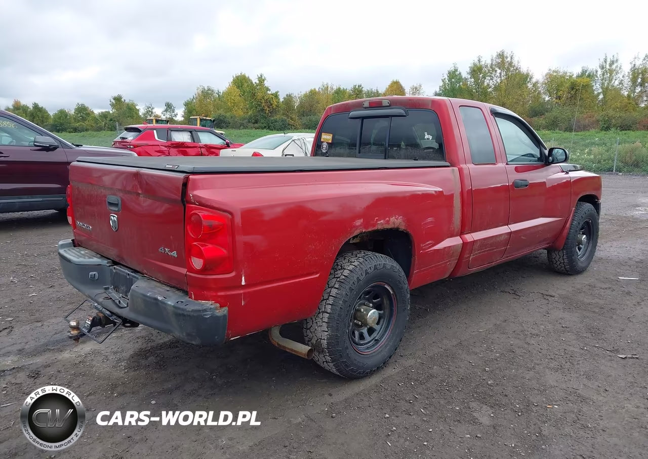 2008 Dodge Dakota Sxt-Bighorn-Lonestar VIN:1D7HW32K48S503795 - 4