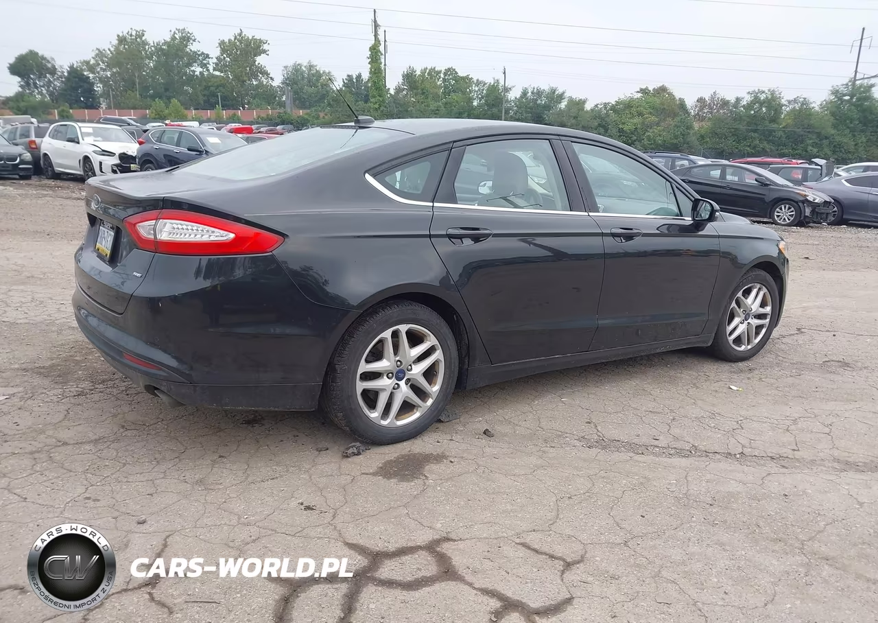 2015 Ford Fusion Se VIN:3FA6P0H70FR108799 - 4
