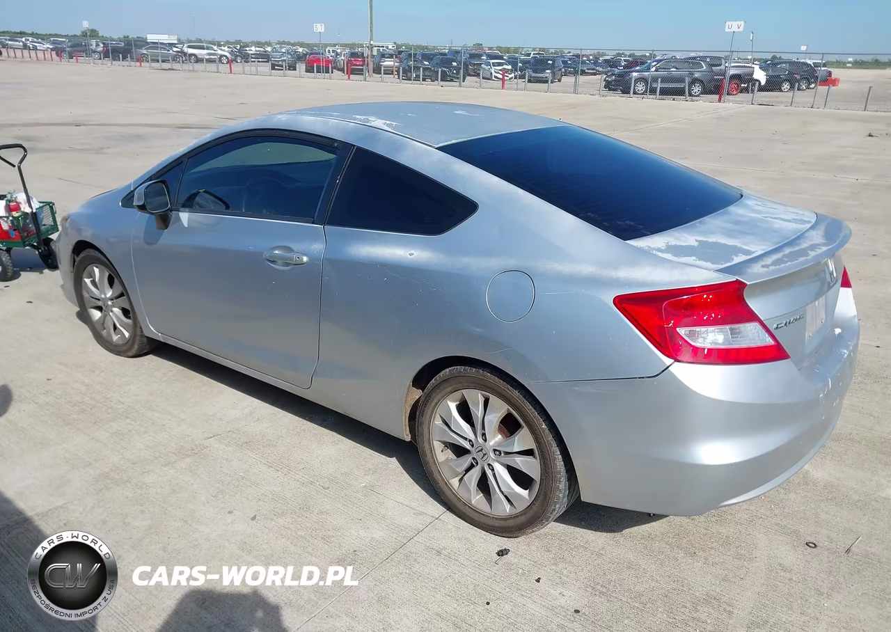 2012 Honda Civic Lx VIN:2HGFG3B58CH545543 - 3