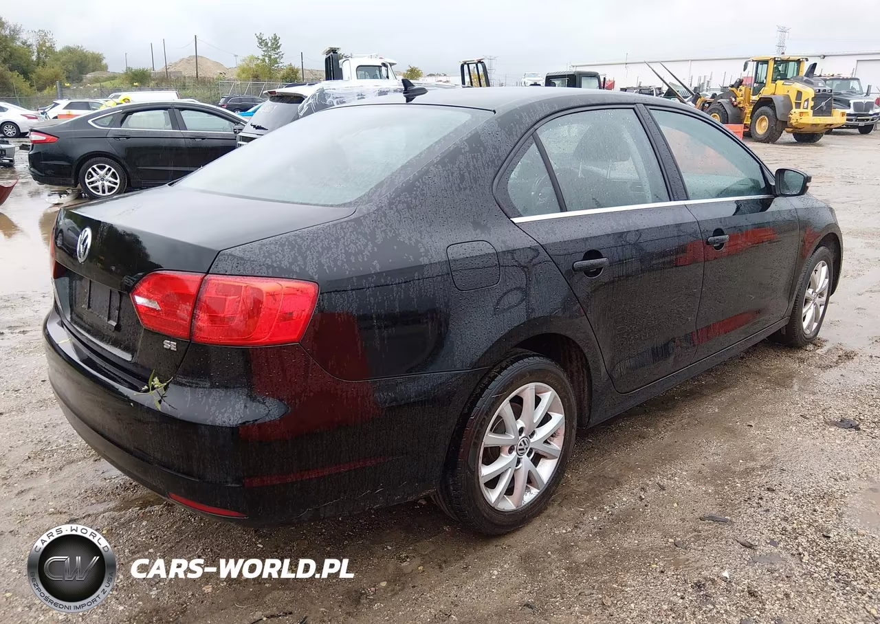 2014 Volkswagen Jetta 1.8T Se VIN:3VWD17AJ9EM371478 - 4