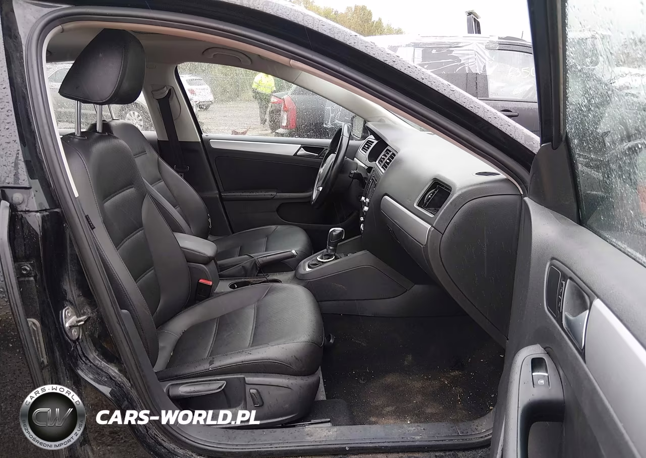2014 Volkswagen Jetta 1.8T Se VIN:3VWD17AJ9EM371478 - 5