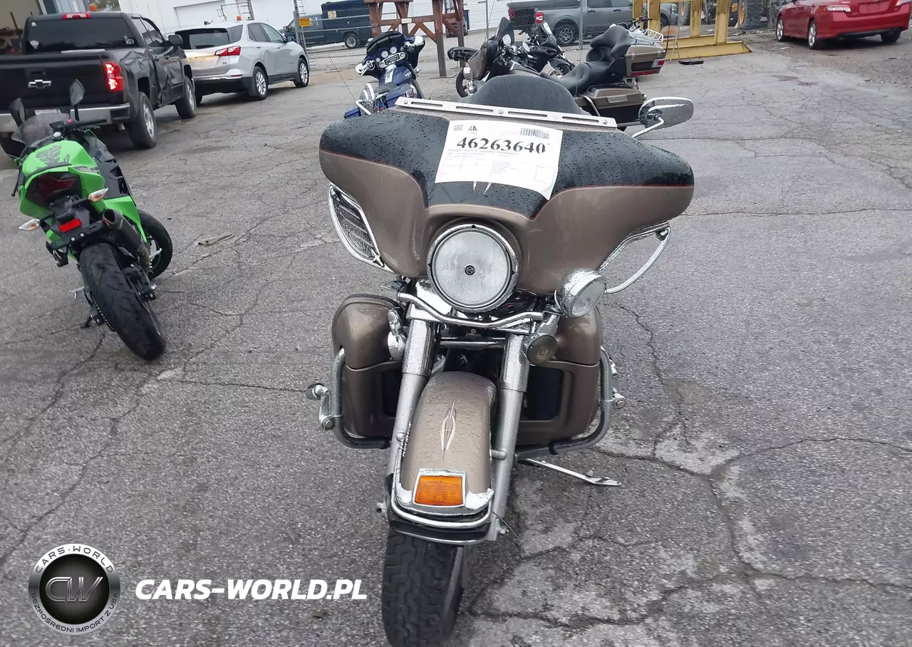 2005 Harley-Davidson Flhtcui VIN:1HD1FCW185Y642476 - 5