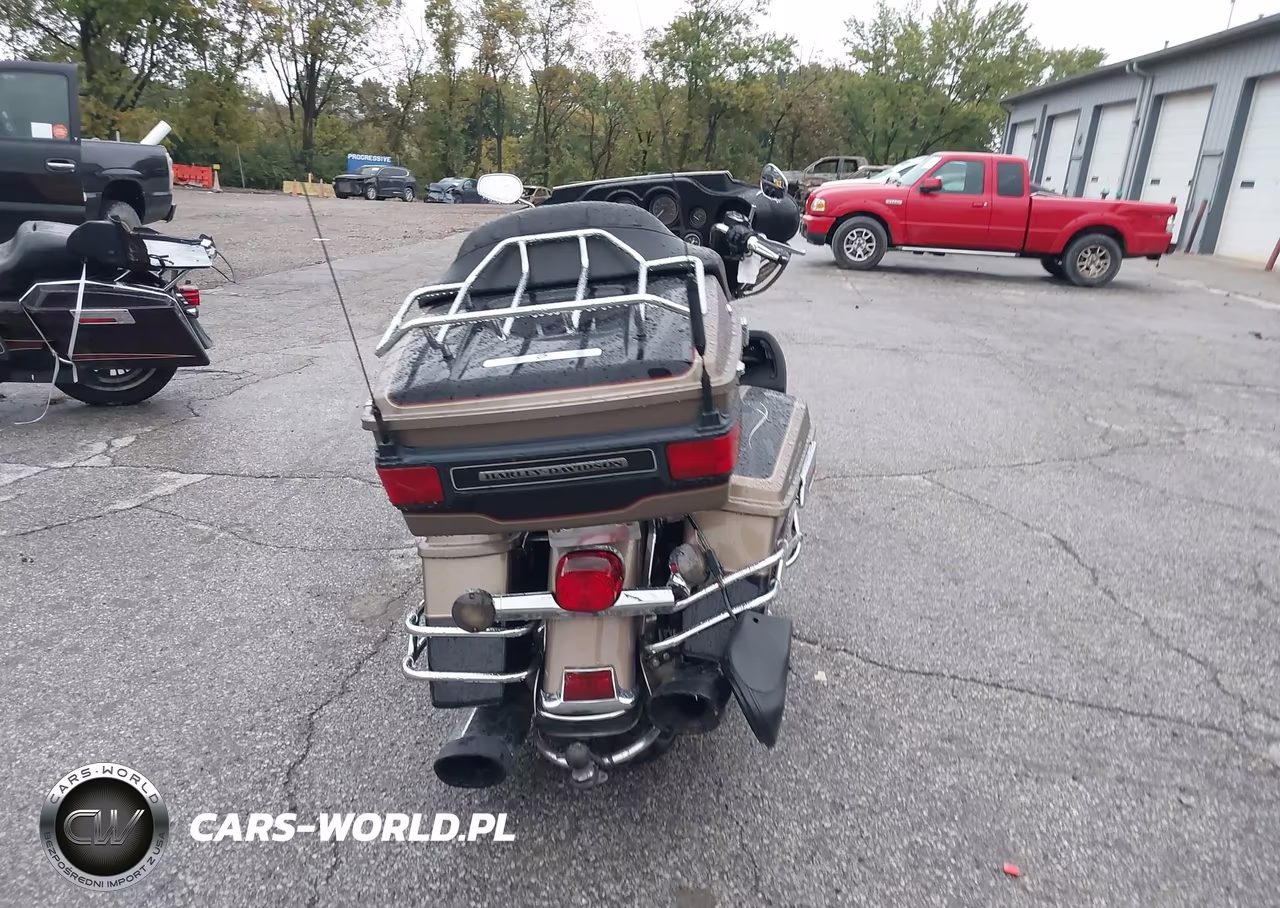 2005 Harley-Davidson Flhtcui VIN:1HD1FCW185Y642476 - 6