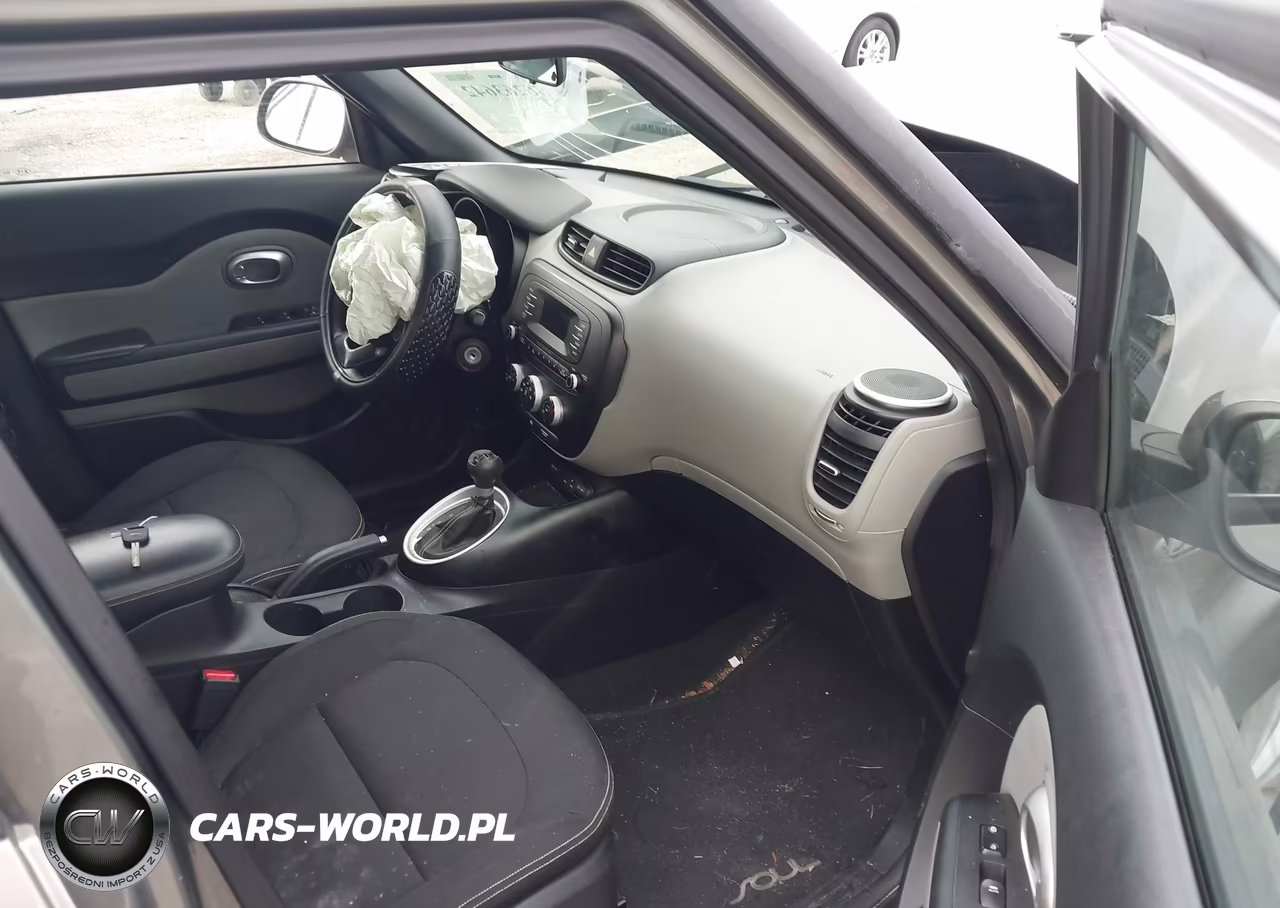 2014 Kia Soul + VIN:KNDJP3A50E7035325 - 5