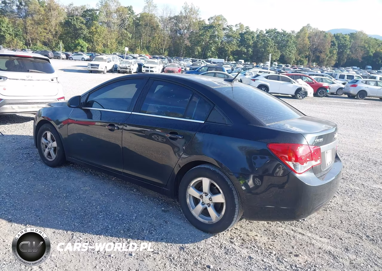 2011 Chevrolet Cruze Ls VIN:1G1PD5SHXB7158111 - 3