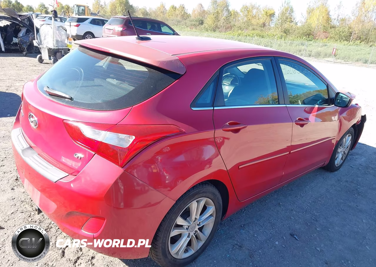 2014 Hyundai Elantra Gt VIN:KMHD35LHXEU214724 - 4