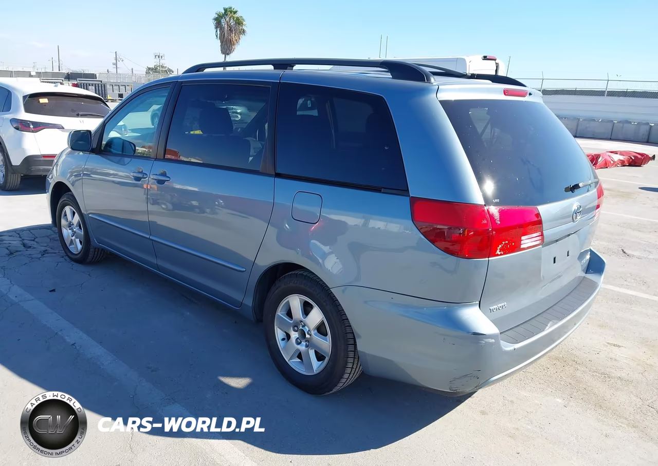 2004 Toyota Sienna Xle VIN:5TDZA22C14S132114 - 3