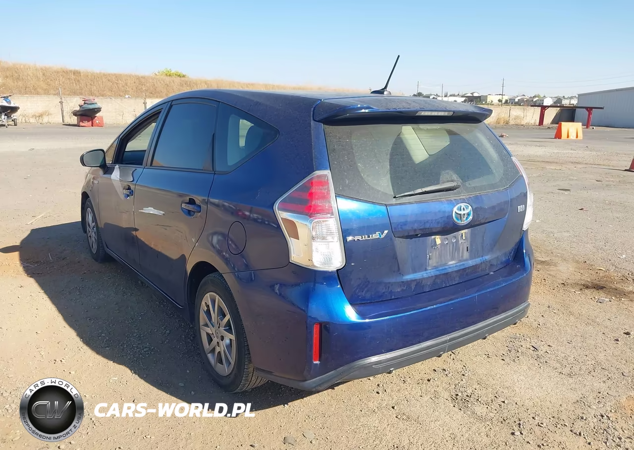 2015 Toyota Prius V Three VIN:JTDZN3EUXFJ026310 - 3