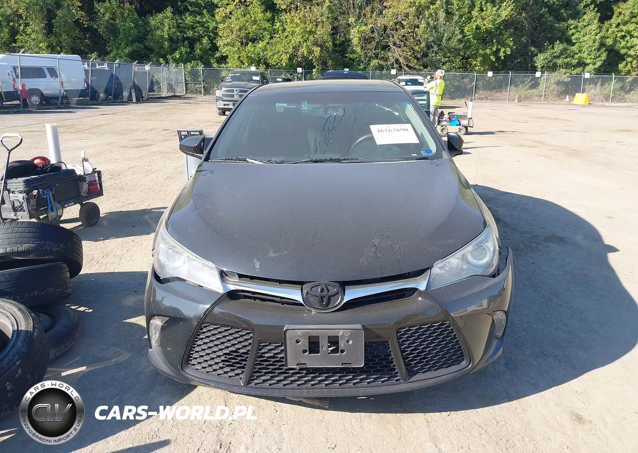 2016 Toyota Camry Xse VIN:4T1BF1FK5GU594685 - 11
