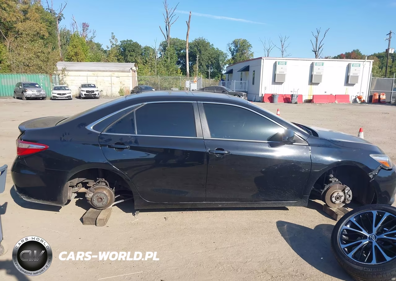 2016 Toyota Camry Xse VIN:4T1BF1FK5GU594685 - 12