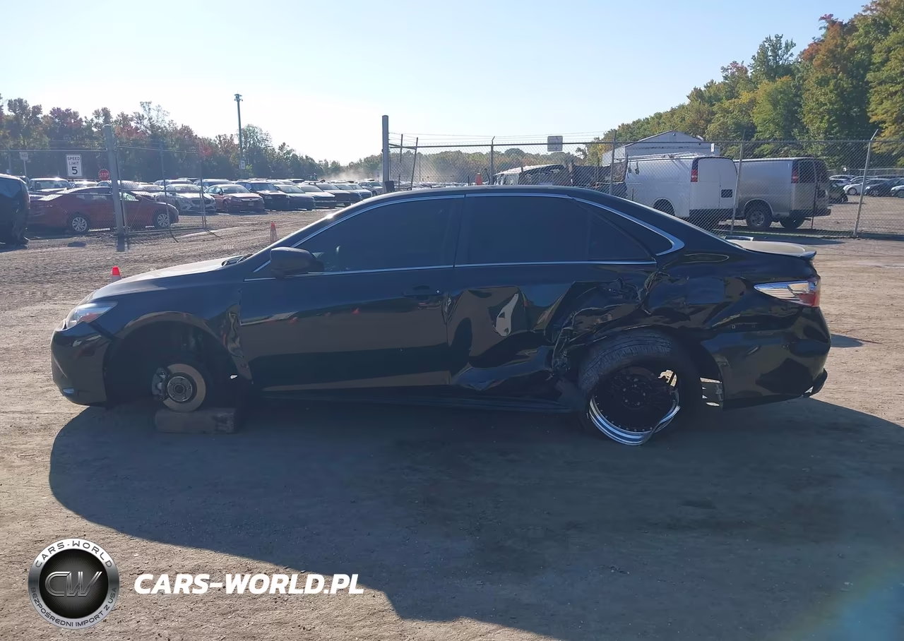 2016 Toyota Camry Xse VIN:4T1BF1FK5GU594685 - 13