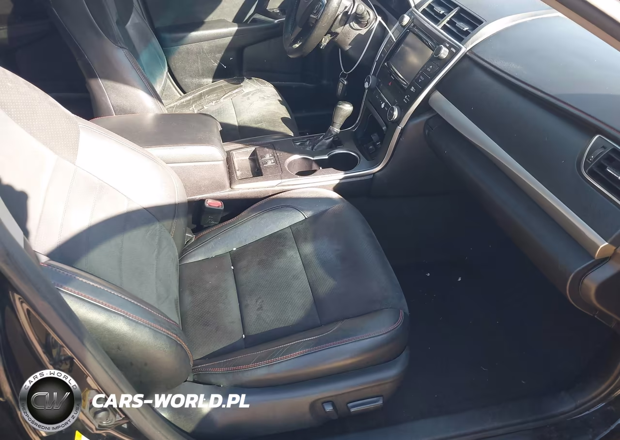 2016 Toyota Camry Xse VIN:4T1BF1FK5GU594685 - 5