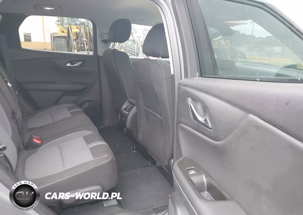 2025 Chevrolet Blazer Awd 2Lt VIN:3GNKBHR40SS185712 - 8