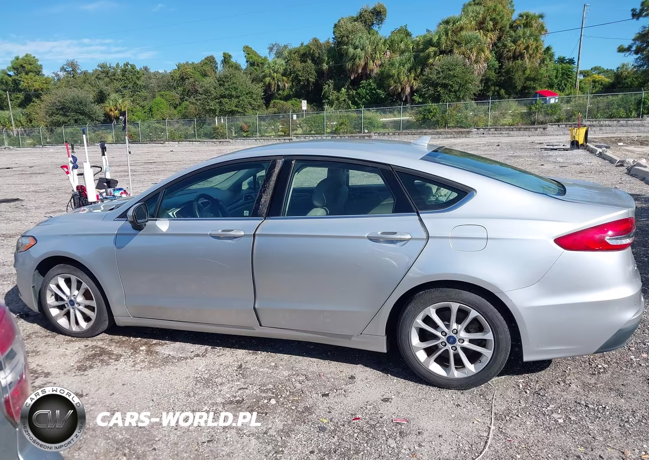 2019 Ford Fusion Se VIN:3FA6P0HD1KR258341 - 14