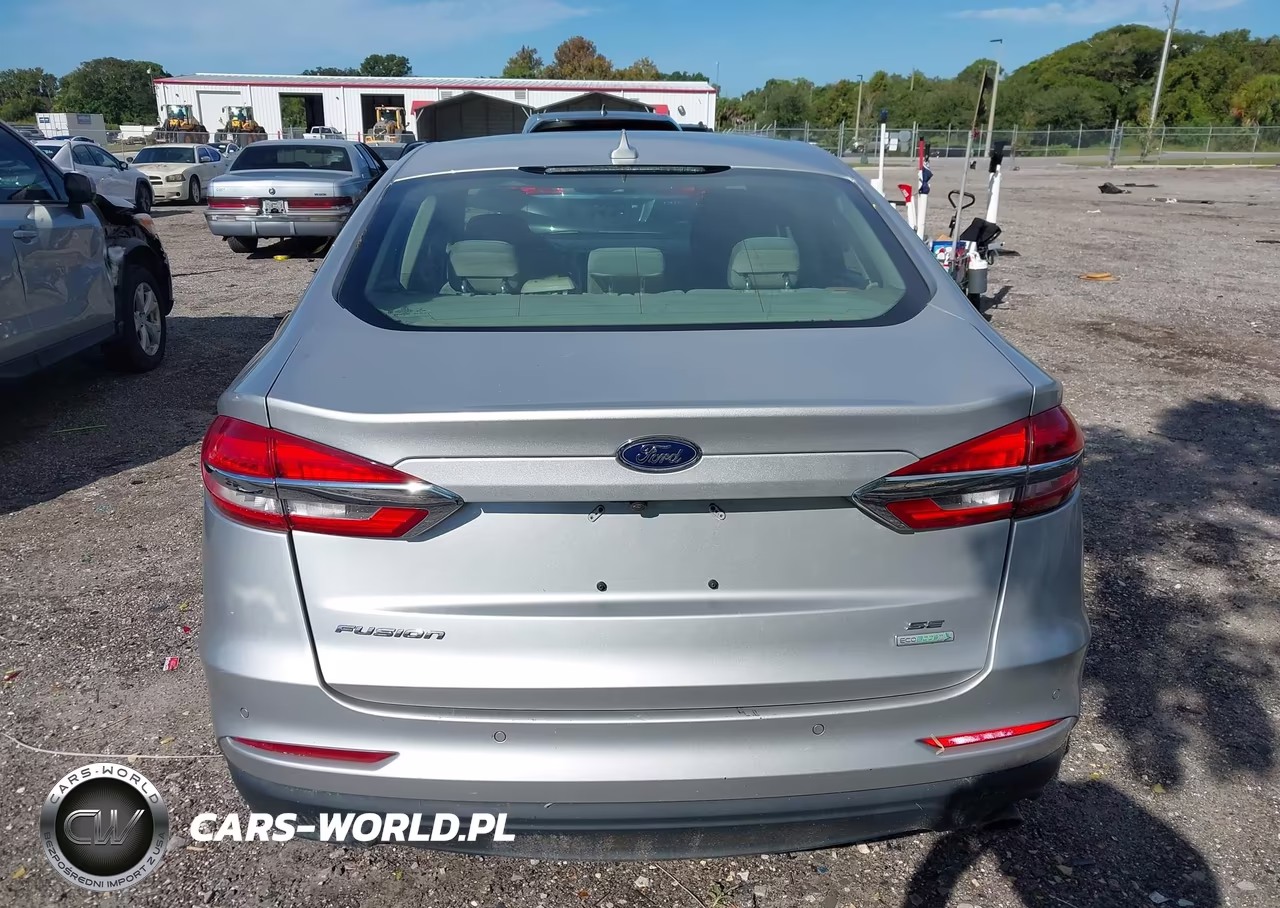 2019 Ford Fusion Se VIN:3FA6P0HD1KR258341 - 16