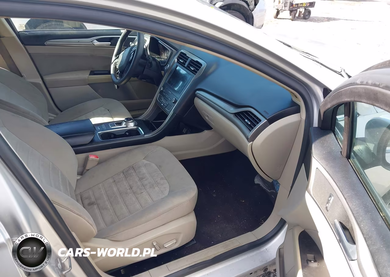 2019 Ford Fusion Se VIN:3FA6P0HD1KR258341 - 5