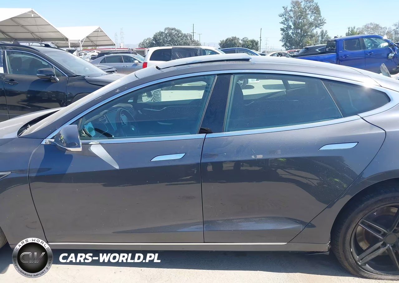 2015 Tesla Model S 60-70-85 VIN:5YJSA1H16FFP79794 - 14
