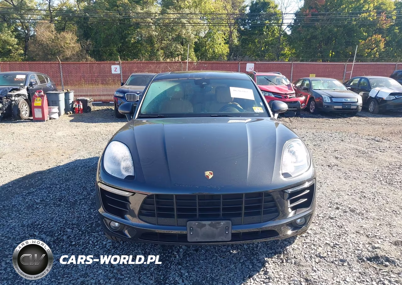 2018 Porsche Macan Sport Edition VIN:WP1AA2A56JLB21072 - 12