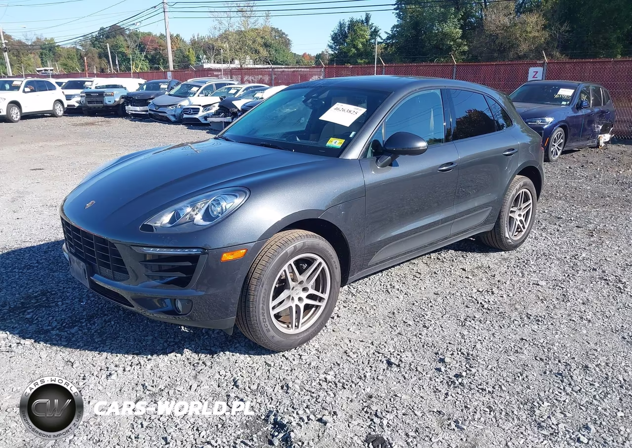 2018 Porsche Macan Sport Edition VIN:WP1AA2A56JLB21072 - 2