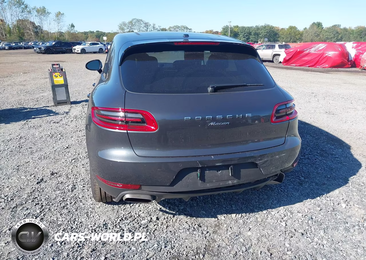 2018 Porsche Macan Sport Edition VIN:WP1AA2A56JLB21072 - 6