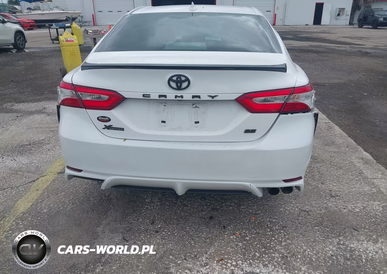 2020 Toyota Camry Se VIN:4T1G11AK3LU933076 - 16
