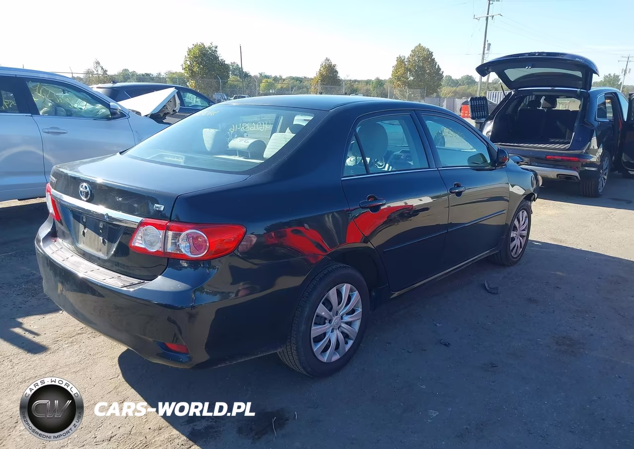 2013 Toyota Corolla Le VIN:2T1BU4EE9DC090723 - 4