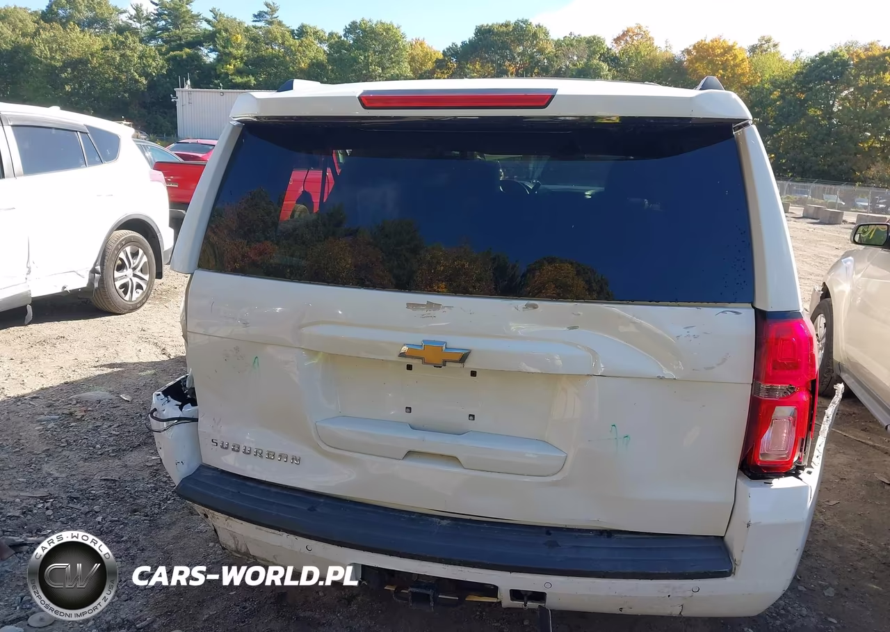 2015 Chevrolet Suburban 1500 Lt VIN:1GNSKJKC7FR560688 - 16
