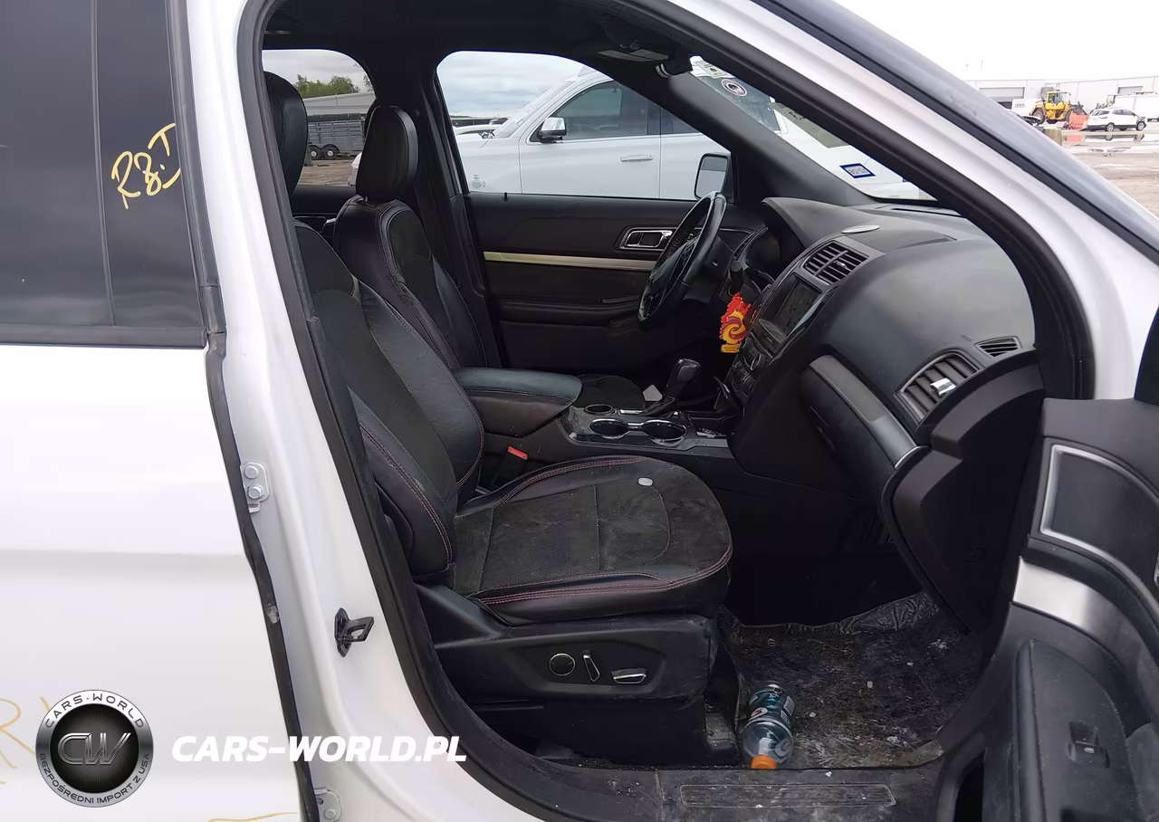 2018 Ford Explorer Xlt VIN:1FM5K7D89JGC85360 - 5