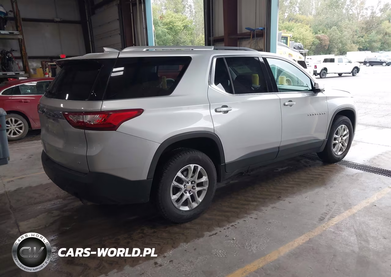 2018 Chevrolet Traverse 1Lt VIN:1GNERGKW2JJ120925 - 4