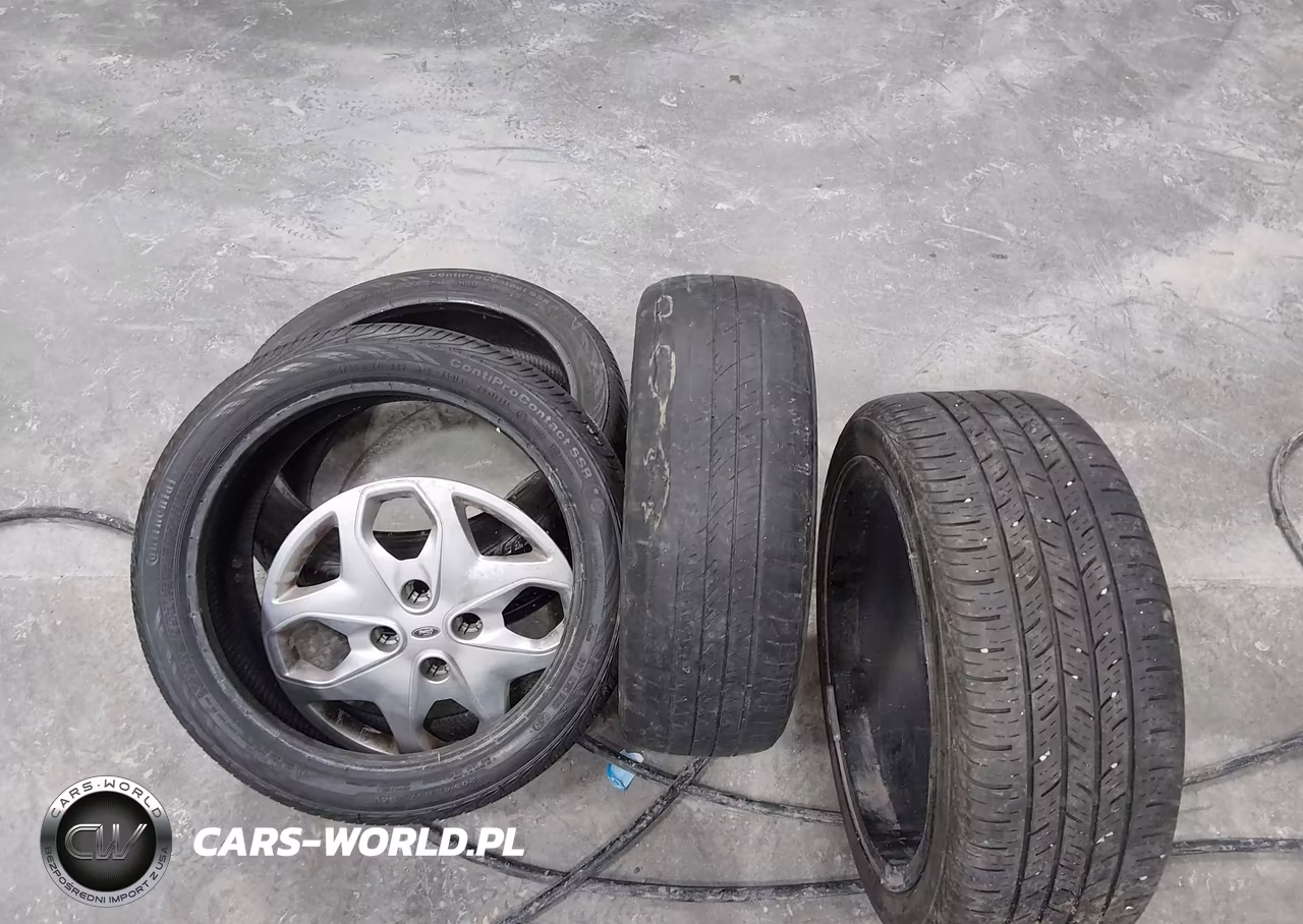 2011 Ford Fiesta S VIN:3FADP4AJ2BM143193 - 12