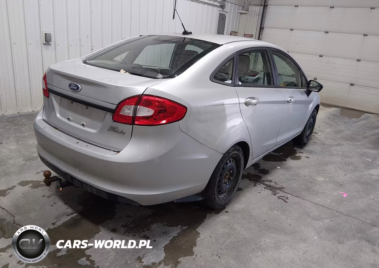 2011 Ford Fiesta S VIN:3FADP4AJ2BM143193 - 4