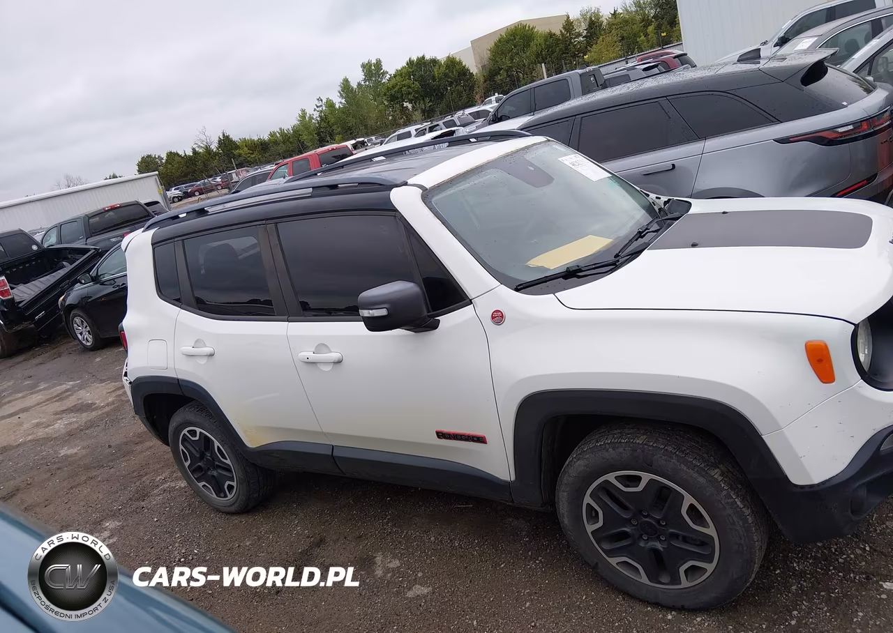 2015 Jeep Renegade Trailhawk VIN:ZACCJBCT6FPC34562 - 13
