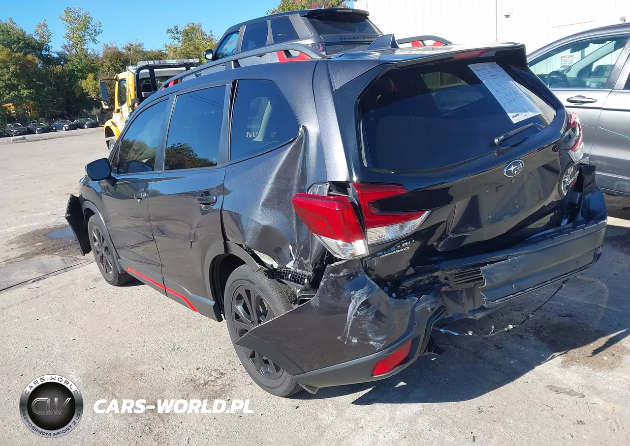 2019 Subaru Forester Sport VIN:JF2SKAPC3KH595179 - 3