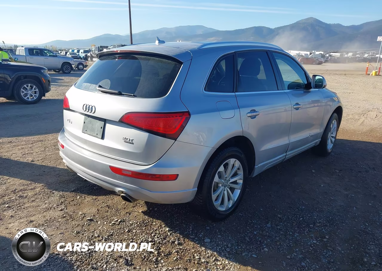 2016 Audi Q5 2.0T Premium VIN:WA1C2AFP8GA016379 - 4