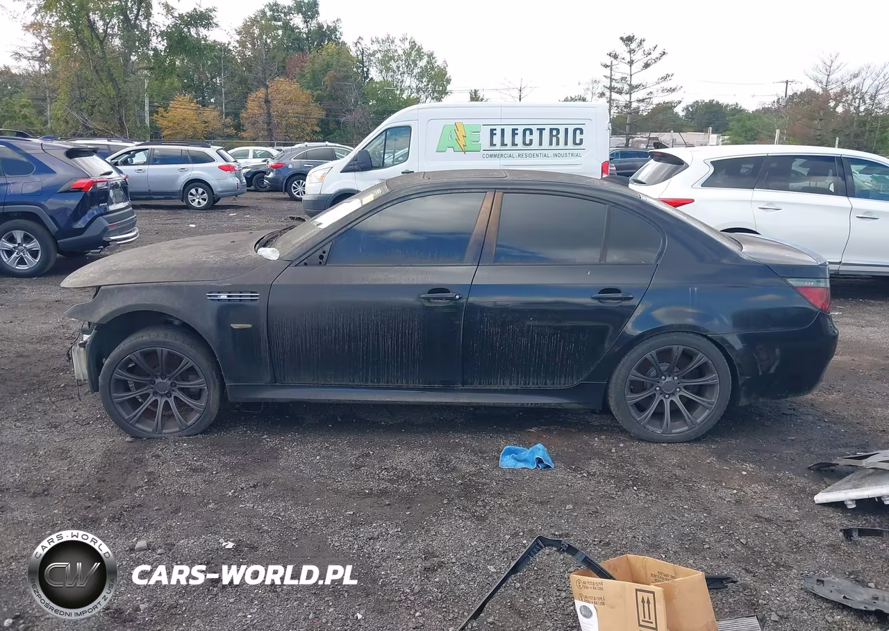 2006 BMW M5 VIN:WBSNB93596CX06475 - 15