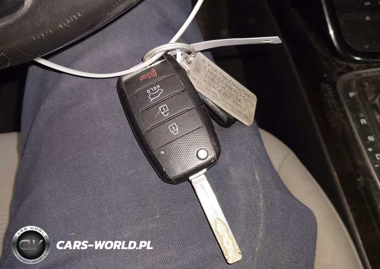 2015 Kia Sorento Lx VIN:5XYKTCA61FG600758 - 11