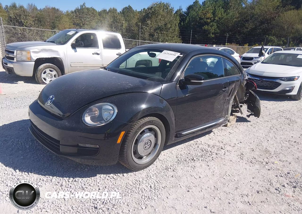 2015 Volkswagen Beetle 1.8T Classic VIN:3VWF17AT1FM651780 - 2