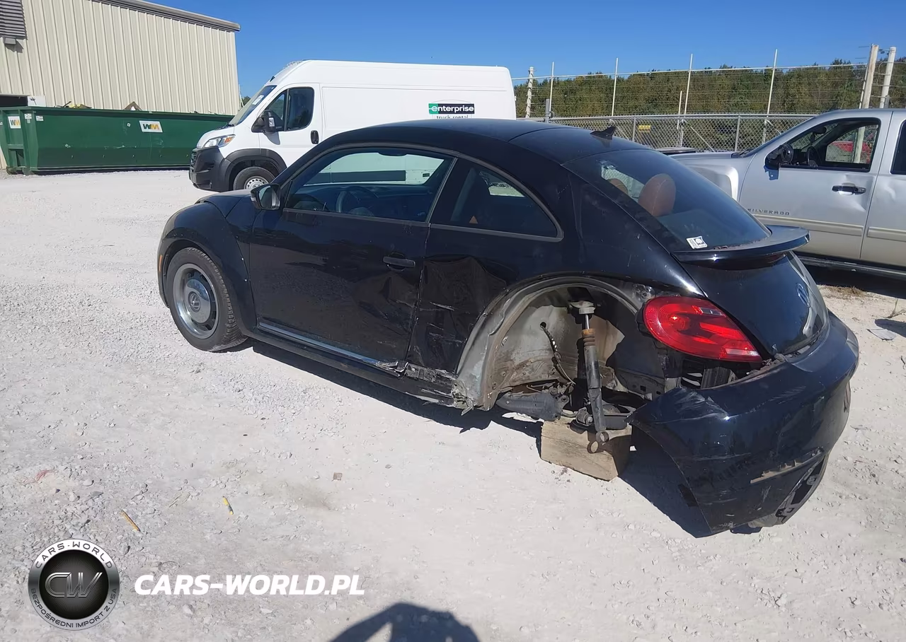 2015 Volkswagen Beetle 1.8T Classic VIN:3VWF17AT1FM651780 - 3