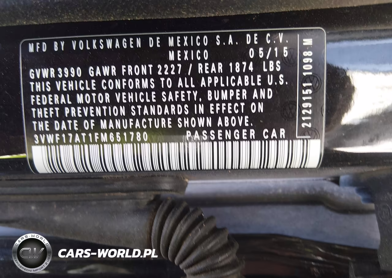 2015 Volkswagen Beetle 1.8T Classic VIN:3VWF17AT1FM651780 - 9