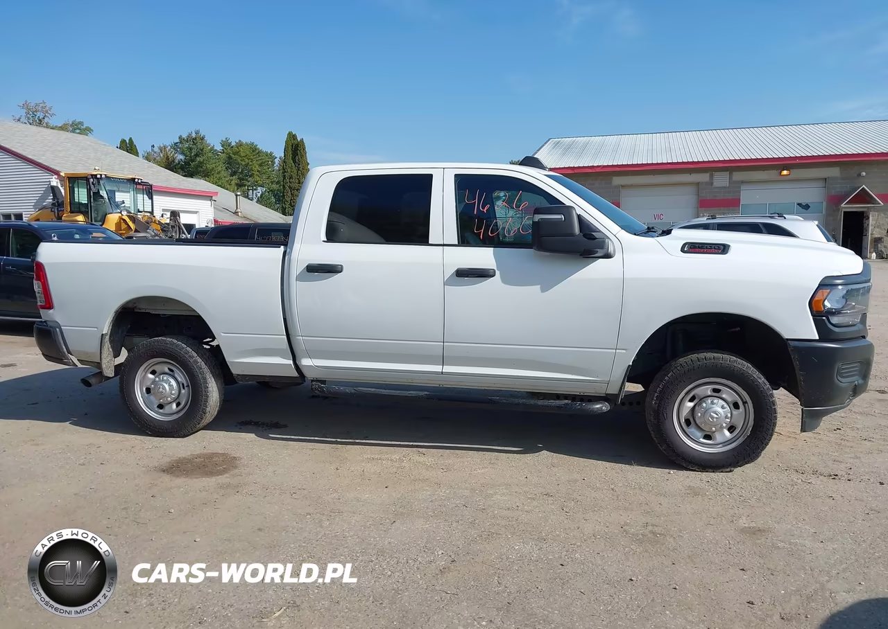 2024 Ram 2500 Tradesman 4X4 6'4 Box VIN:3C6UR5CJ3RG226168 - 13