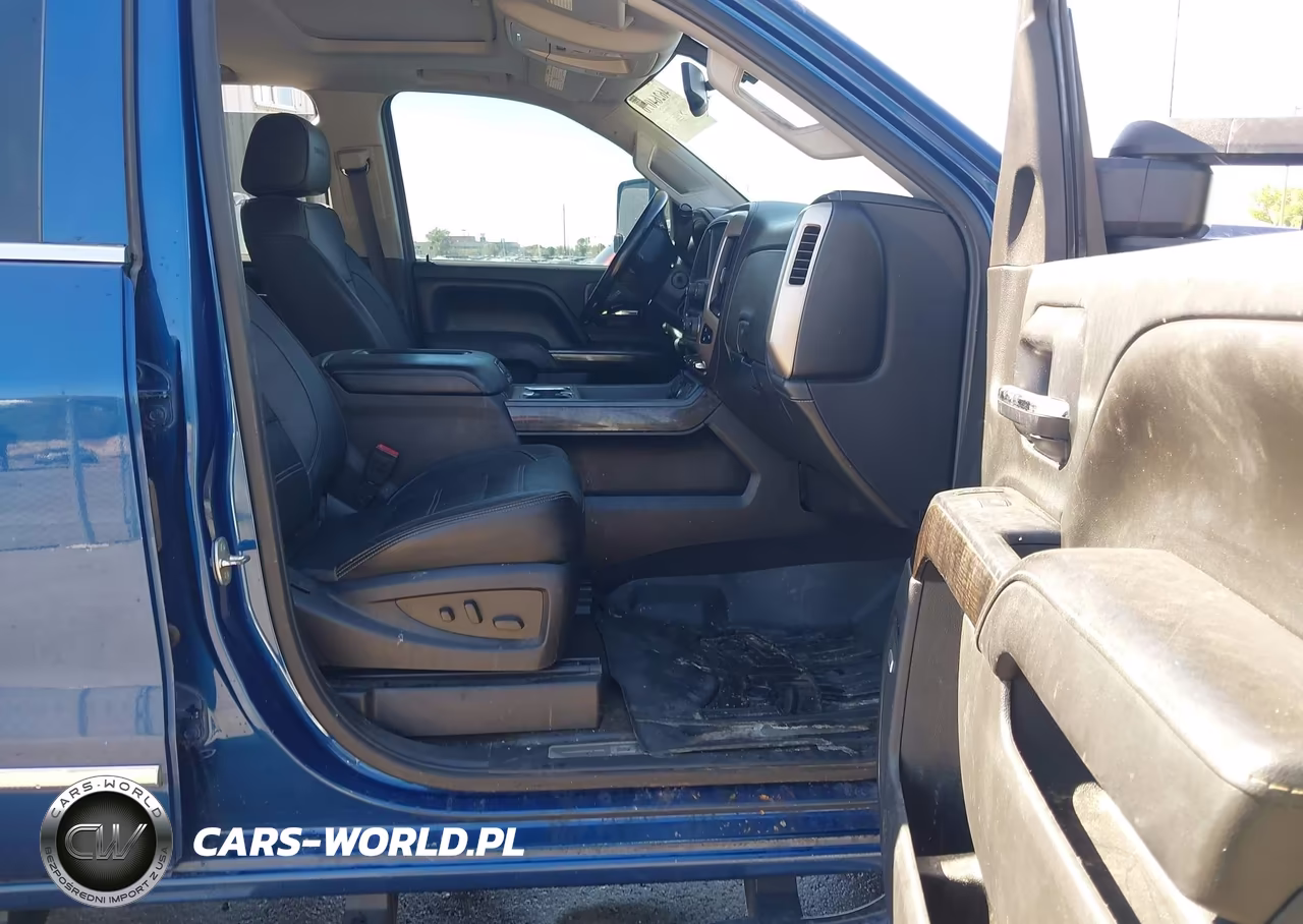 2016 GMC Sierra 2500Hd Denali VIN:1GT12UEG7GF120803 - 5