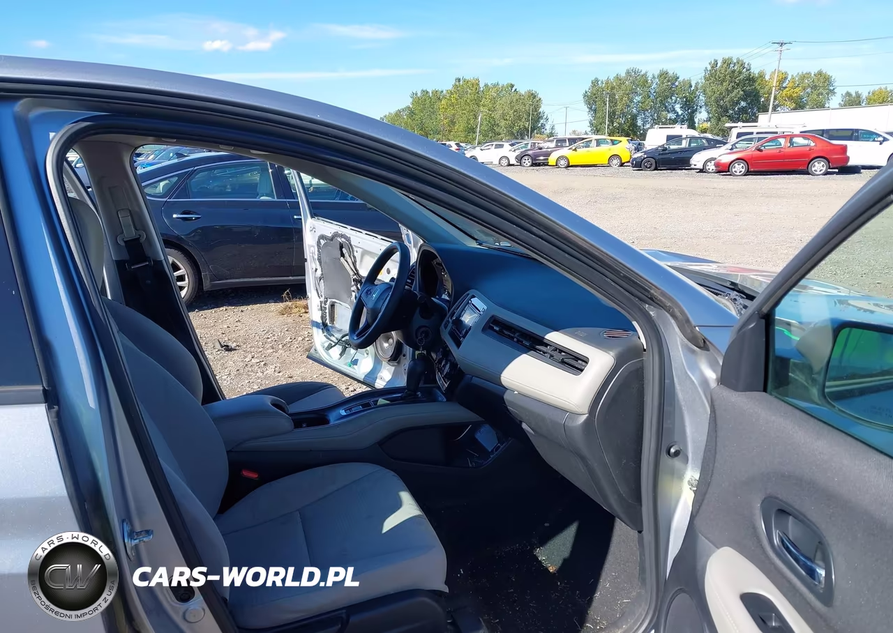 2022 Honda Hr-V Awd Lx VIN:3CZRU6H33NM702258 - 5