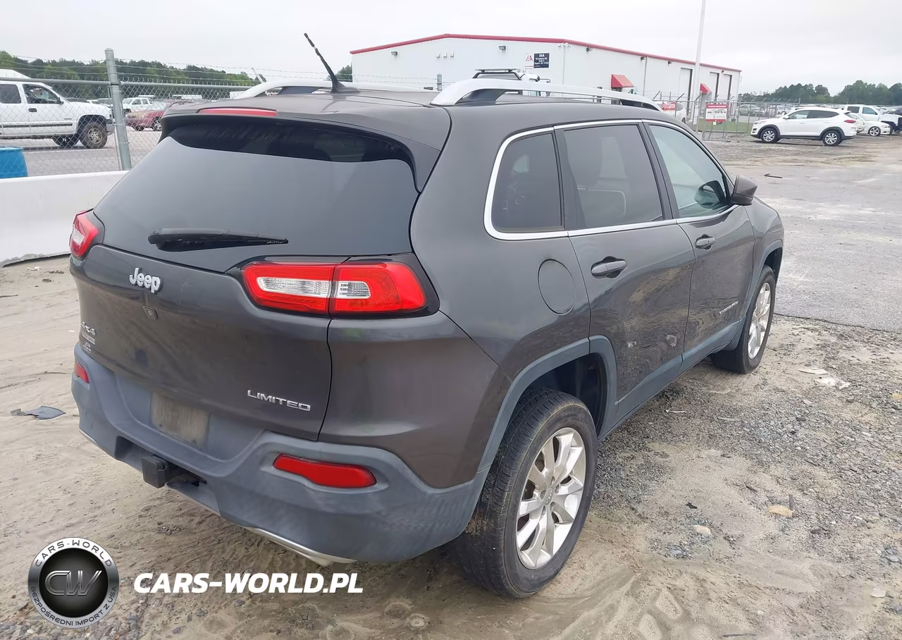 2015 Jeep Cherokee Limited VIN:1C4PJMDS1FW647222 - 4