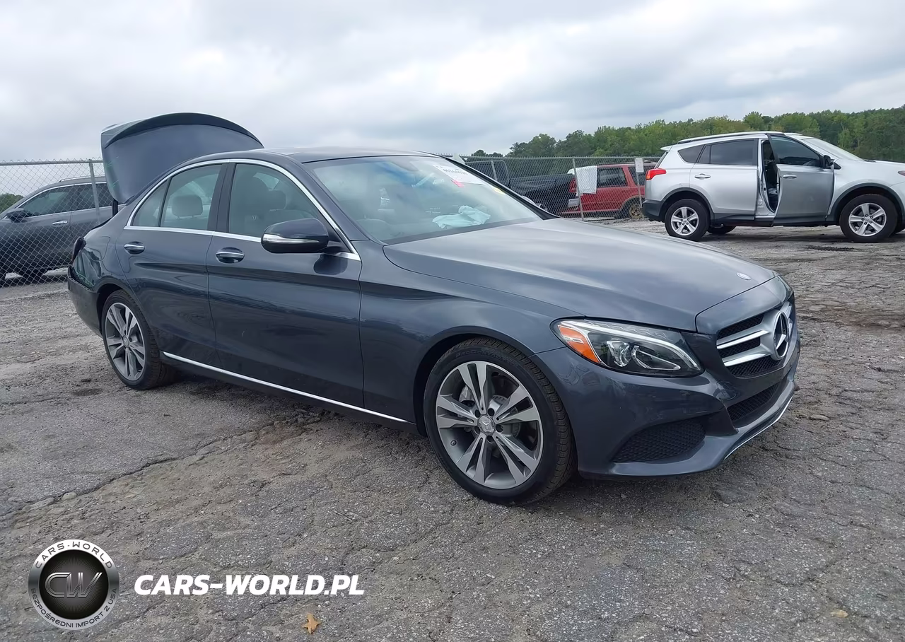 2015 Mercedes-Benz C 300