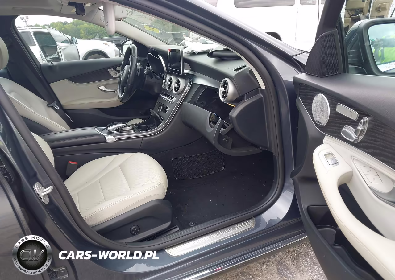 2015 Mercedes-Benz C 300 VIN:55SWF4JB8FU055613 - 5