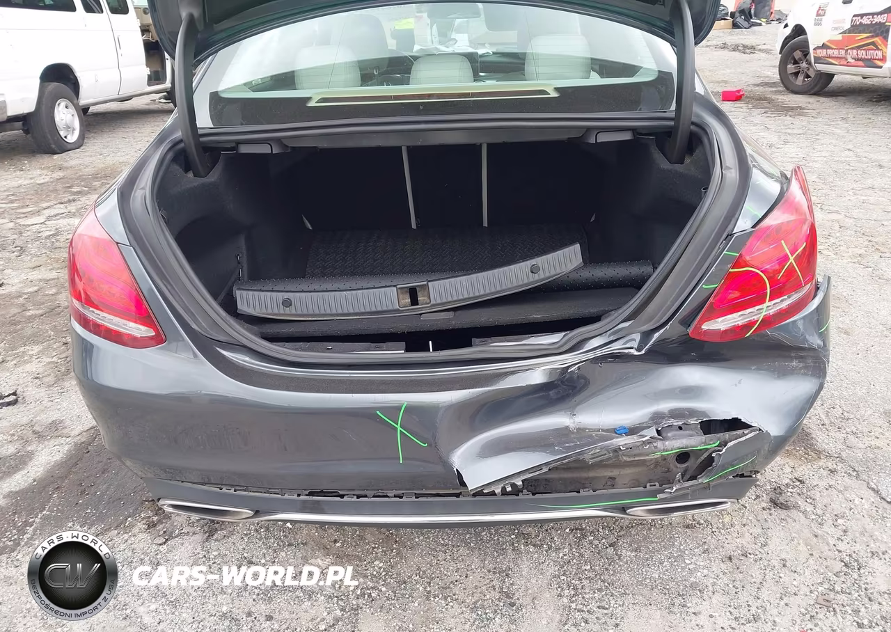 2015 Mercedes-Benz C 300 VIN:55SWF4JB8FU055613 - 6