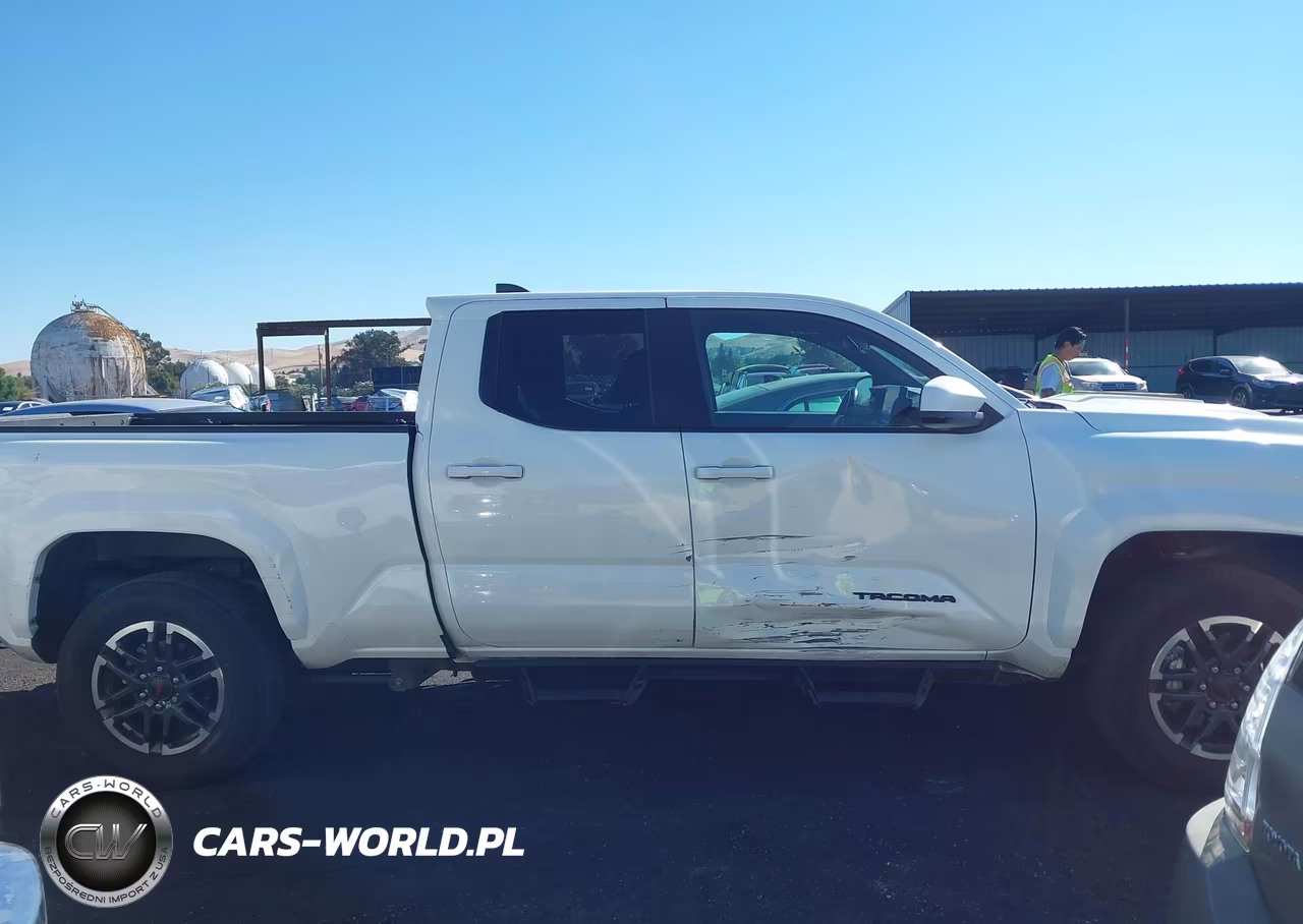 2025 Toyota Tacoma Trd Sport VIN:3TMLB5JN7SM128525 - 13