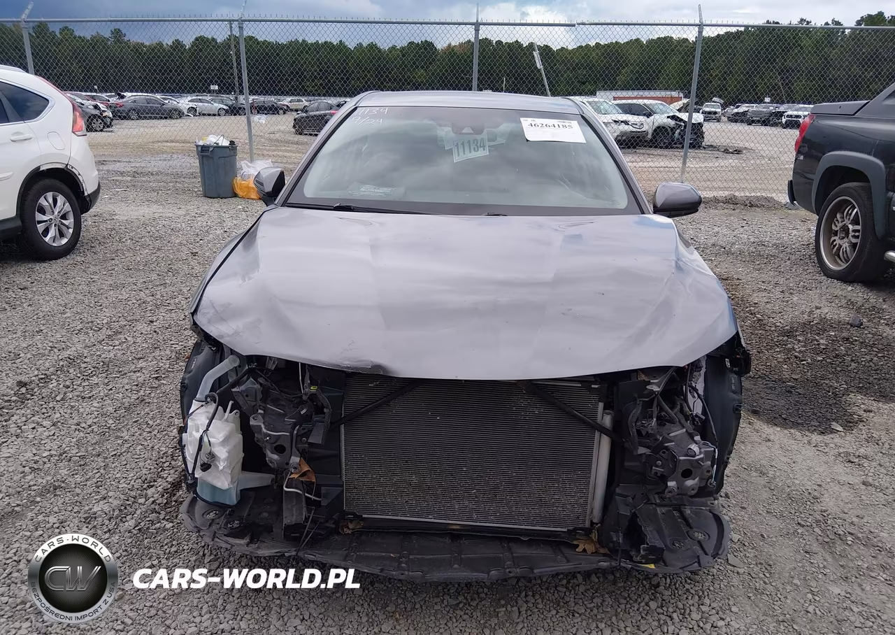 2018 Toyota Camry Le VIN:4T1B11HK3JU014384 - 12